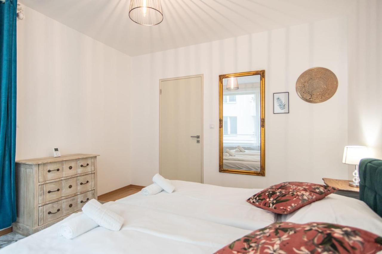 Apartment With Balcony Prague Exterior photo